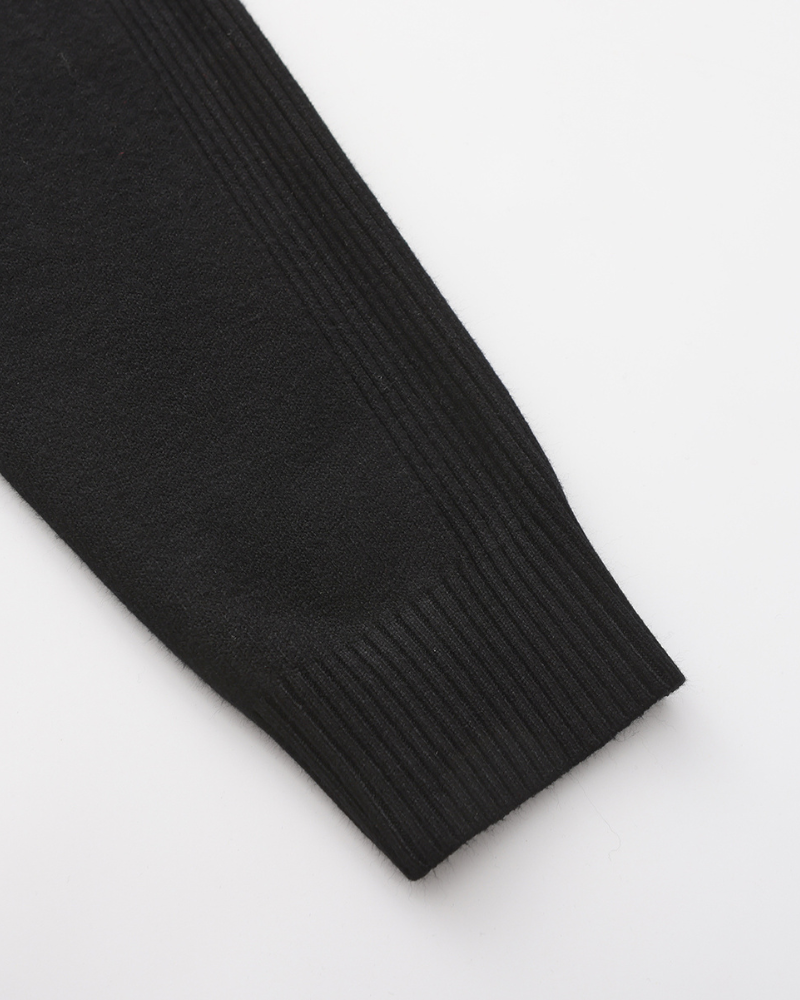 Men’s Roll Neck Jumper in Fine Knit Fabric