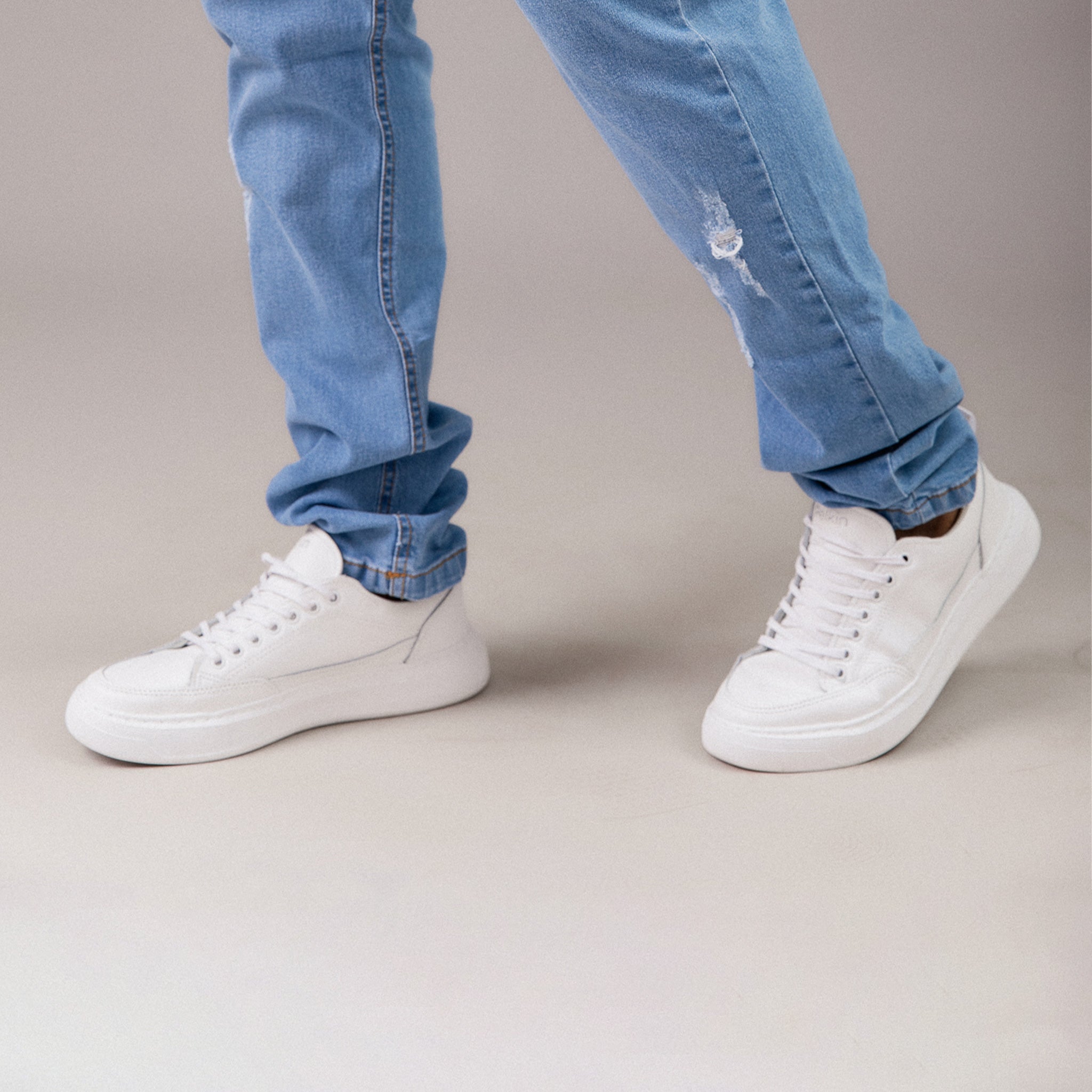 Minimalist Lace-Up Trainers in White