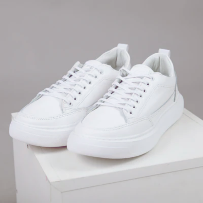 Minimalist Lace-Up Trainers in White