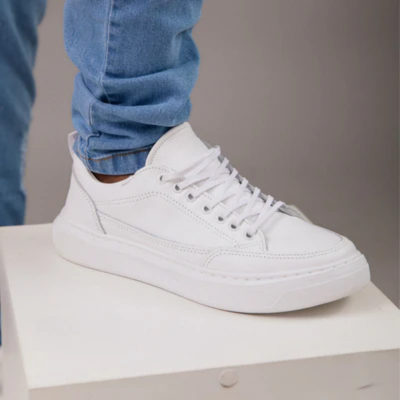 Minimalist Lace-Up Trainers in White